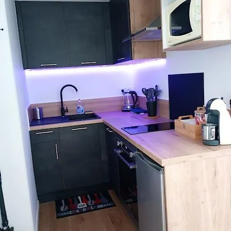 Petit Apartment